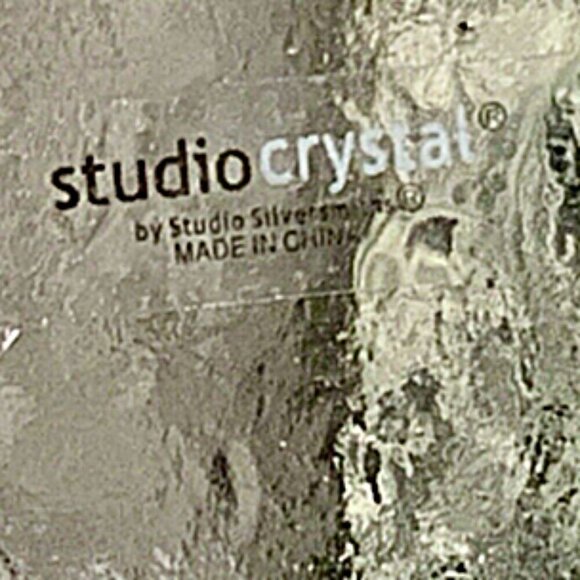 Elegant Studio Crystal Decanter by Studio Silversmiths with Stopper ~ Gorgeous - Picture 3 of 14